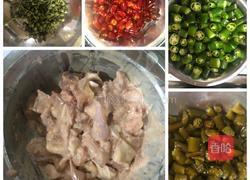 家常菜之尖椒鸡丁，勾起你的味蕾。的做法图解2