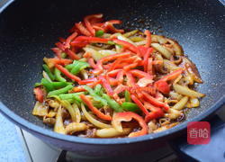 洋葱爆炒八爪鱼的做法图解8