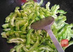 蚝油苦瓜的做法图解4