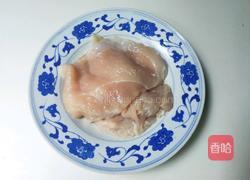  法式沙拉酱锅煎香甜鸡脯的做法图解1
