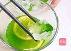 薄荷柠檬青汁冰饮的做法图解4
