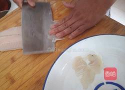 糖醋鱼片的做法图解1