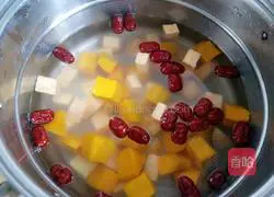 Double Red Pumpkin Blood Soup Recipe Illustration 2