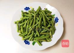 蒜香生抽豇豆的做法图解3