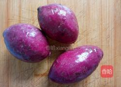 微波炉蒸紫薯的做法图解1