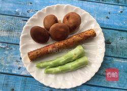 香菇烩山药的做法图解1