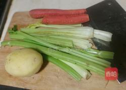 素食主义芹菜炒土豆的做法图解1