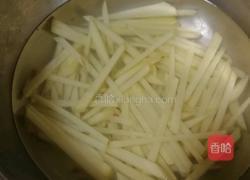 素食主义芹菜炒土豆的做法图解3