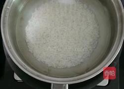 娃娃菜鲜虾粥 (宝宝辅食)的做法图解2