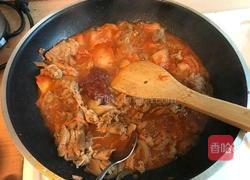 泡菜猪肉烩豆腐的做法图解4