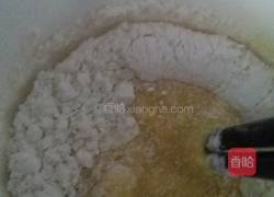 鸡蛋糕（超级简单的哦）的做法图解2