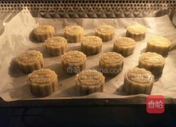 广式枣蓉月饼的做法图解11