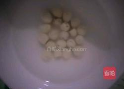 雪耳羹的做法图解3