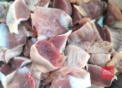 珍心蘑菇炖土豆的做法图解1