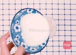 青汁奶昔的做法图解2
