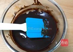 巧克力双色蛋糕卷的做法图解3