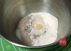 黑麦奶酪面包的做法图解3