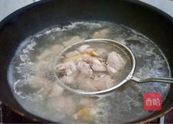 茶树菇排骨汤的做法图解3