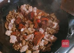 肥肠排骨火锅的做法图解4