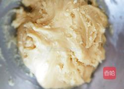 蓮蓉蛋黃月餅的做法圖解5