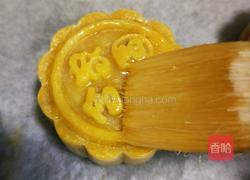 莲蓉蛋黄月饼的做法图解18