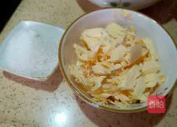 Illustration of homemade chestnut filling (snowskin mooncake filling) 7