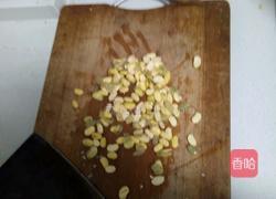 豆渣炒鸡蛋的做法图解1