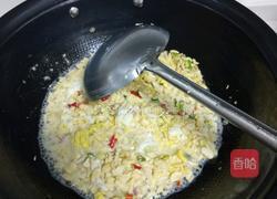 豆渣炒鸡蛋的做法图解4