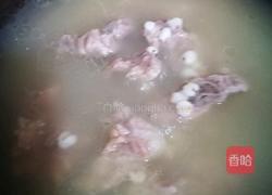 山药薏米脊骨汤的做法图解9