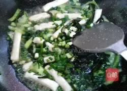 Illustration of how to make Neptune fried kohlrabi with kelp 9