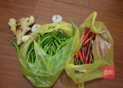 腌辣椒的做法图解1