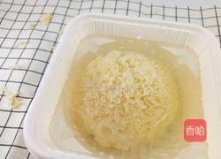 牛奶银耳水果汤 增强免疫力的做法图解1