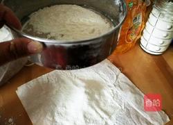 8寸香蕉酸奶戚风蛋糕的做法图解2