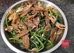 番薯叶炒罐头鱼的做法图解10