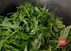 番薯叶炒罐头鱼的做法图解6