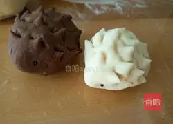 Illustration of how to make cartoon cocoa steamed buns 14
