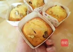 Dried Fruit Harley Cake Recipe Illustration 8