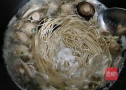 菌汤鸡丸面的做法图解11
