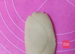 酥皮豆沙蛋黄月饼的做法图解6