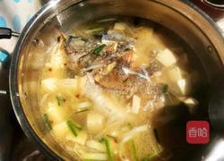 家常炖罗非鱼的做法图解8