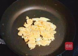 蛋炒饭的做法图解2
