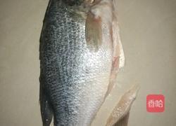 清蒸鲈鱼的做法图解1