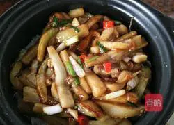 Illustration of Braised Eggplant Claypot Rice 15