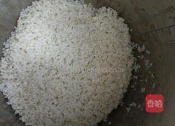 鸡腿蔬菜闷饭的做法图解1