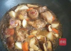 鸡腿蔬菜闷饭的做法图解5