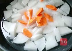 排骨萝卜汤的做法图解3