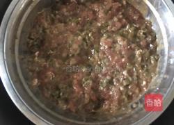 酸豆角肉末包子的做法图解2