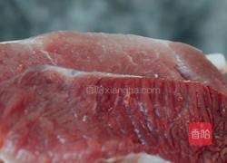 猪肉丸（潮汕正宗猪肉丸）的做法图解1