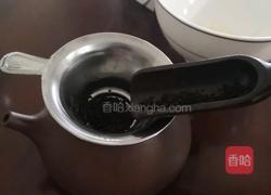 制作非常简单的奶茶的做法图解2