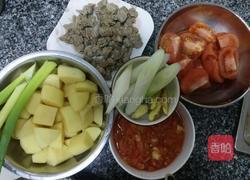 番茄土豆牛腩汤的做法图解1